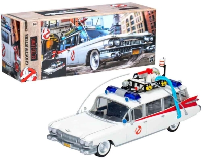 Hasbro Ghostbusters Plasma Series Ecto-1 (1984) Araç