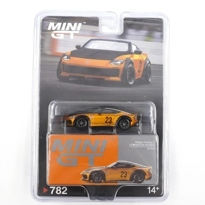 Mini GT 1/64 Nissan Z LB NATION WORKS LB Gold - 782 Blister Paket