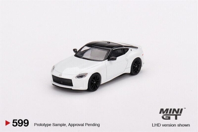 Mini GT 1/64 Nissan Z Performance 2023 Everest White