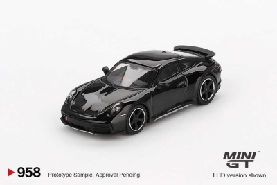 Mini GT 1/64 Porsche 911 Dakar Black No:958